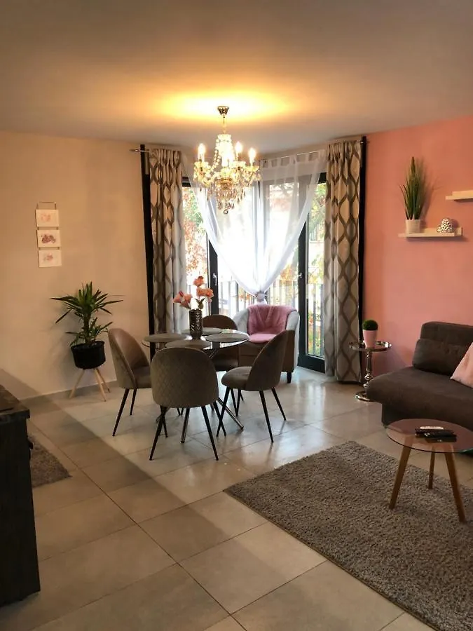 Szeged Gyoengye Lux Apartment Hungary