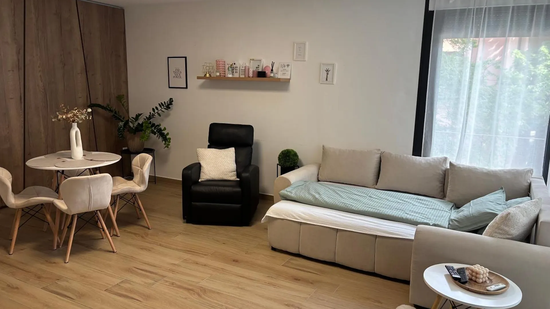Szeged Gyoengye Lux Apartment Hungary